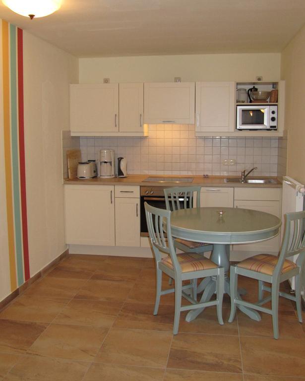 Apartmenthaus Hus Uebi By Rujana Binz Pokój zdjęcie